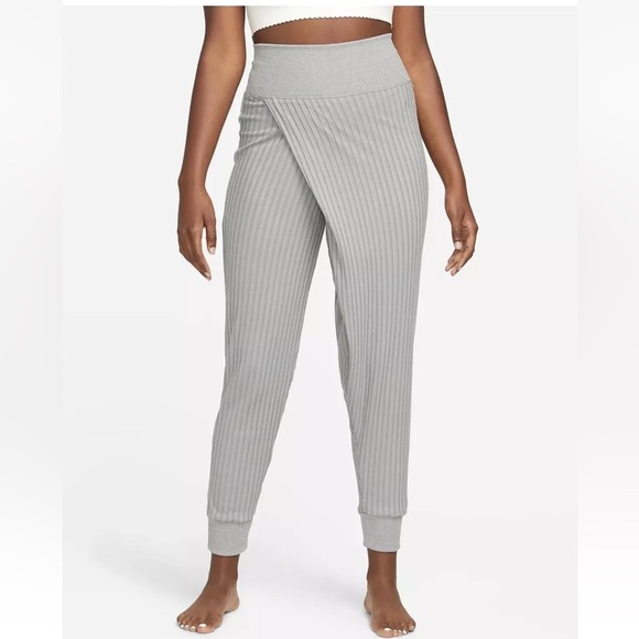 Nike Yoga green ribbed crossover jogger sweatpants size M - Picture 2 of 8